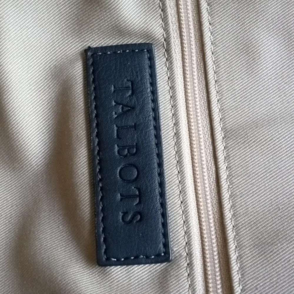 Handbag - Picture 1 of 4